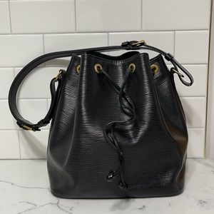 Louis Vuitton Epi Vintage Bucket